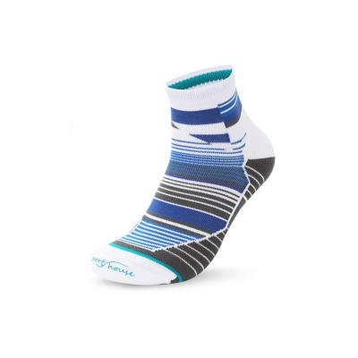 China Breathable Boutique Sports Socks Specializing in Custom Logo Sports Design Mens Cotton Running Socks for sale