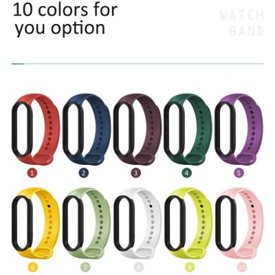 China 2022 Stylish New Silicone Strap For MI Band Contrast Color Sports Strap For Xiaomi MI Band 3 4 5 6 7 for sale