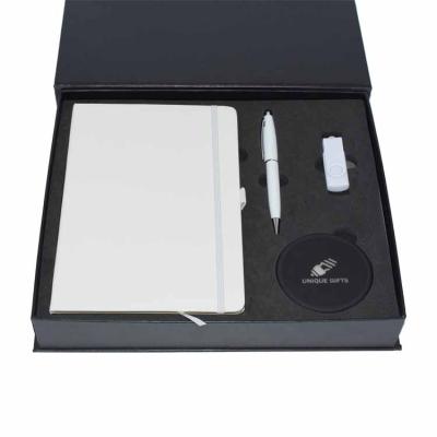 China Business Newcomer Gift Set Business Corporate Gift Set With Custom Engraving Logo for sale