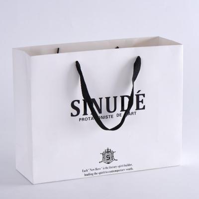 China Recyclable White Kraft Paper Bag With Printed Logo For Shopping for sale