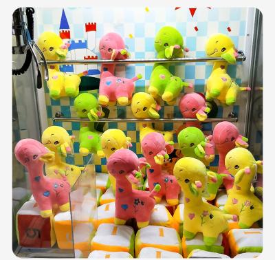 China Wholesale Soft Plush Wedding Machine Doll Hook Toys 20cm Soft Plush Doll Machine Kids Gift Claw Game Plush Throwing Toy for sale