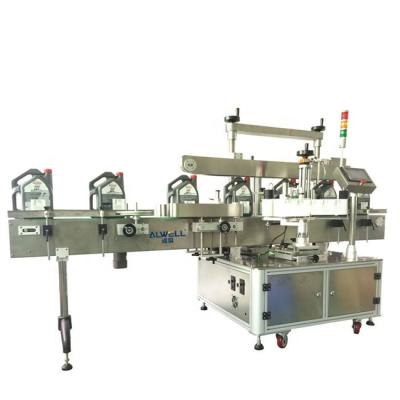 中国 Automatic Sticker Labeling Machine Plastic Bottle Filling Labeling Machine 販売のため