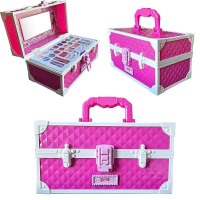 China Real makeup kit set for little girl with adorable carry case 24*14*14.4cm for sale