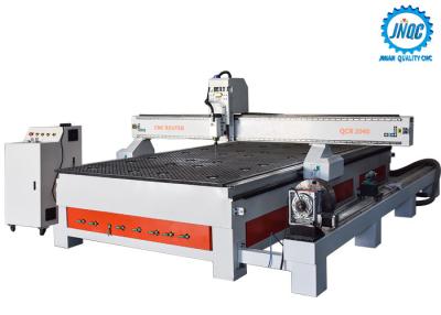 China Do Cnc do router gravura 2040 de madeira que cinzela a máquina com 4o linha central giratória à venda