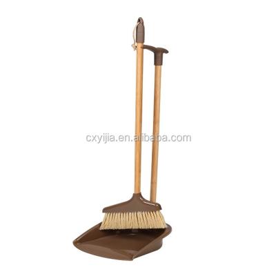 China Eco - Friendly Dustpan&Broom Bamboo Cleaning Set / Lobby Set for sale