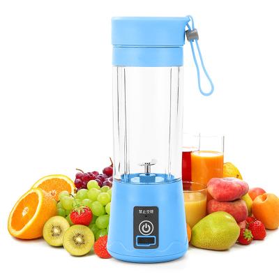 China Multi-function Car Juicer 300ml Portable Blender Knife USB Rechargeable Wireless Mini Electric Fruit Juicer Six for sale