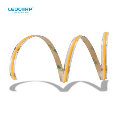 中国 LEDCORP Row to Row New COB led strip 8w IP20 IP65 IP68 rating 24V 5m/roll Decoration Lighting 販売のため