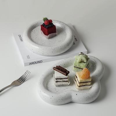 China Good Sustainable Selling Ins Nordic Creative Pastry Dish Ceramic Cake Plates Dishes for sale