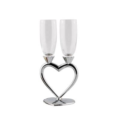 China Champagne Cup Set Couples Glass Wedding Gift Heart Shaped Viable Crystal Glass Goblet for sale