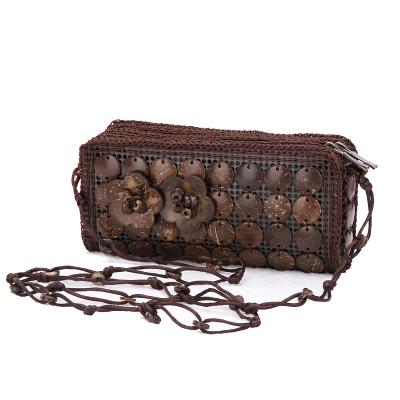 China 100% 2022 Eco-Friendly Eco-Friendly Women Summer Beach Bags Wholesale Cross - Body Woven Purses Coconut Shell Bags for sale