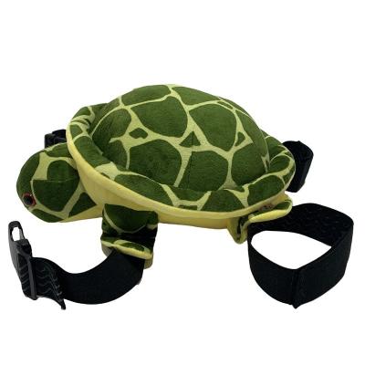 Chine Taille repérée verte 45cm d'enfant de protecteur de fesses de tortue de peluche pour des activités en plein air à vendre