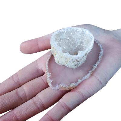 China Nature Opens Wholesale Irregular Crystal Stone Tea Bowl Natural Agate Tea Cup Wine Cup for sale