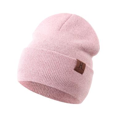 China 2021 New Style COMMON Fashion Knitted Hat Winter Warm Hat With Logo Unisex Beanies Wholesale for sale