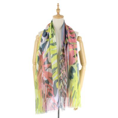 China High Quality Floral Women Scarf Cotton Fabric Scarf Lady Scarf Digital Printed Polyester Women Long Beach Shawl for sale