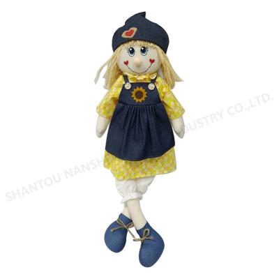 China Beautiful Harvest Scarecrow Girl Decoration Thanksgiving Festival Home Decoration 3 for sale