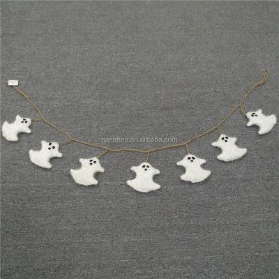 China Polyester Beautiful BOO Shape Garland Halloween Theme Party Decorations for sale