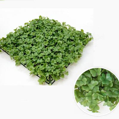 China Artificial Wall Decoration Art Decor Sunscreen Plant Wall Background Clover Green Plant Anti-ultraviolet Wall for sale