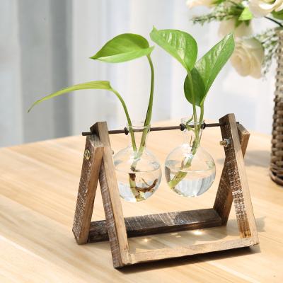 China High Quality Minimalist Creative Desktop Living Room Vase Hydroponics Ornaments Dangle Plant Solid Wood Hydroponic Mini Greenhouses for sale