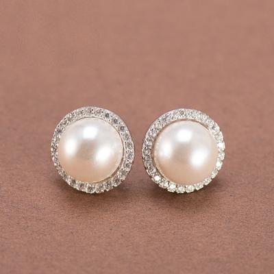 China TRENDY 925 Sterling Silver Flower Round Shaped Freshwater Pearl Stud Earrings for sale