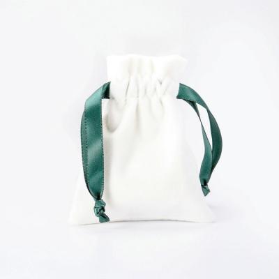 China Custom Drawstring Velvet Jewelry Packaging Colorful Cotton Velvet Pouches Bags for sale