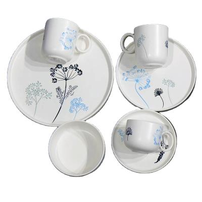 China Morden Luxury Wholesale Luxury Porcelain Coffee Tea Cup and Saucer Set Suitable for Valentine Family Parties Cup Silk Saucer for sale