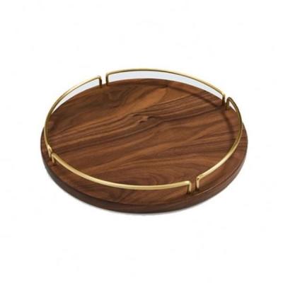 China New Product Eco-friendly Luxury High Quality Solid Walnut Wooden Serving Tray With Brass Handle for sale