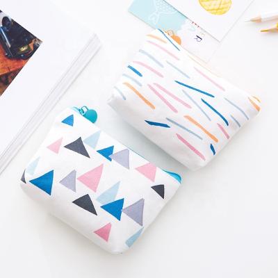 China Fashion Portable Canvas Coin Clip Female Key Chain Purse Mini Card Holder Zipper Security Coin Purse for sale