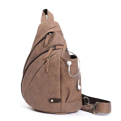 China Waterproof Tiding Customized Sport Trunk Bag Usb Crazy Horse Running Retro Leather Sling Hike Bag For Men for sale