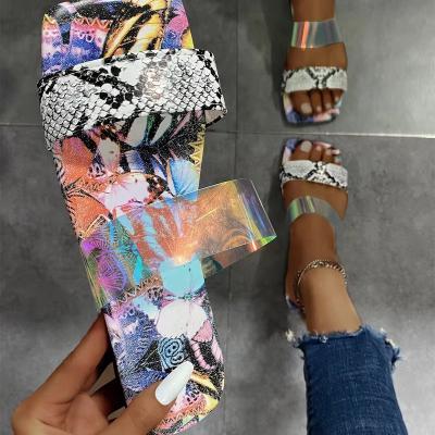 China European and American large size women's sandals fashion trend 2021 new summer foreign trade snake border flower flat sandals and slippers for sale