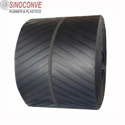 China Strength 15mm Chevron Profile Crescent Top Profile Harvest Conveyor Belt with Cleats for sale