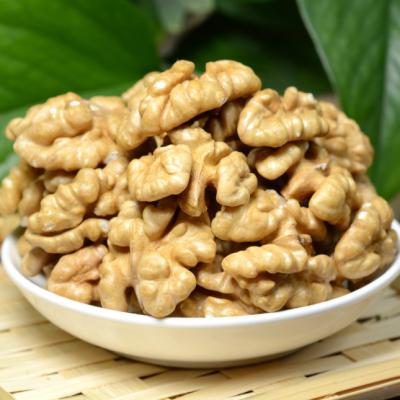 China New Hot Sale 185 Large Quantity Dry Walnut Walnut Kernel Price Hetian Cultivation Xinjiang China By Truck Or Railway for sale