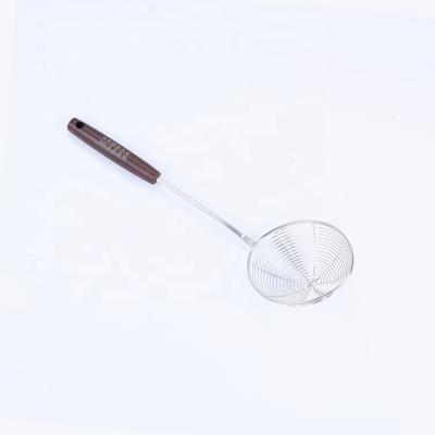 China Food Grade Handle Pot 304 Stainless Steel Sustainable Hot Skimmer Wooden Strainer Spoon for sale