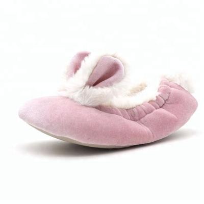 China Fashion all kinds of popular classic ladies and girls Bunny Ballet Slipper slipper design for sale