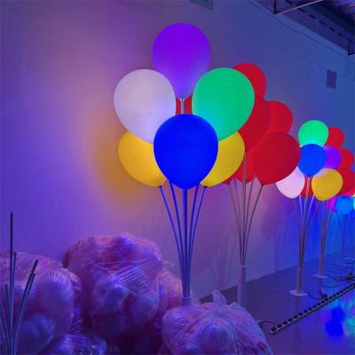 China Outdoor LANDSCAPE Decoration Light 18cm Seven Pcs Balloon Pattern Light Led Garden Light For Theme Park for sale