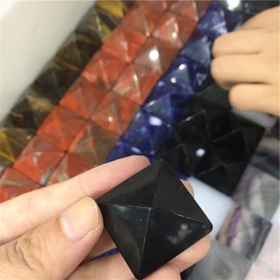 China China Wholesale Bulk Obsidian Stone Carved Pyramid Crystals Healing Stones for sale