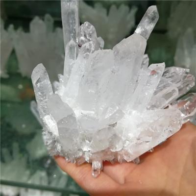 China Small Raw White Clear China Quartz Crystal Geodes Cluster for sale