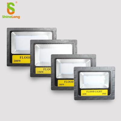 China Factory Gas Station Stadium / Supermarket Good Price Wholesales High Bright Premium Use LED Flood Light IP65 10W-200W High 3030 Chips for sale