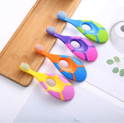 China Latest Eco Producer Battery Operated For Kids Plastic Handle 2pcs/card Kids Toothbrush for sale