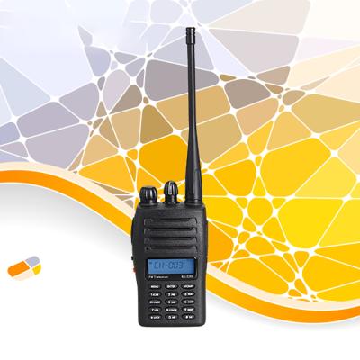 China Waterproof Handheld Talking Movie Smartphone 2 Way Radio Walkie 1650mAh Li Ion Battery for sale