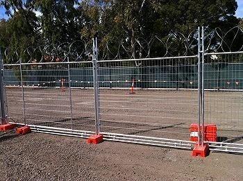 China China temporary fence,hot dipped galvanized temporary fencing,construction site fence for sale