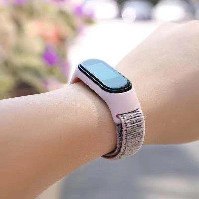 China HOT Nylon Belt Strap Replaceable Strap For Xiaomi MI Band 4 5 for sale