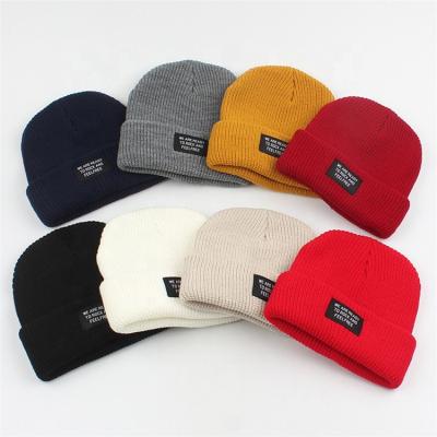 China COMMON Popular Acrylic Knitting Pattern Label Beanie Hat Comfortable Winter Beanie for sale