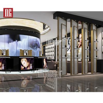 China Exaggerated display jewelry duty free shop display ideas perfume store fixture airport duty free shop showcase for sale