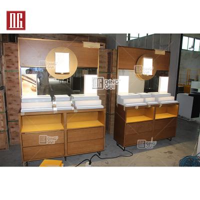 China High End Custom Wooden Jewelry Cosmetics Display Shop Furniture Cosmetics Display Cabinet for sale