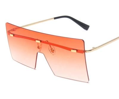 China Fashion Sunglasses 2022 Summer Luxury Fashion Vendors Logo Rimless Views Women Men Oversize Custom Square Big Shade Sun Glass Sunglasses for sale