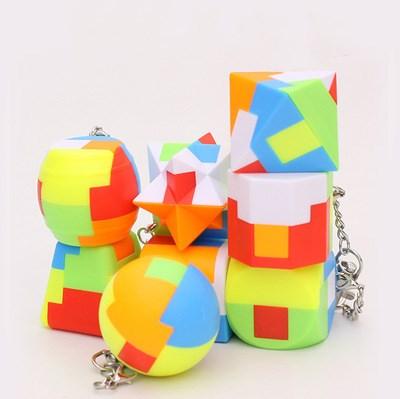 China Playing 12 Kinds Puzzle Balls Puzzle Ball Key Chain Gifts Toys For Children for sale