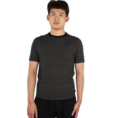 China Anti-Wrinkle Men's Striped T-shirt Casual Round Neck Men's High Tops Style for sale