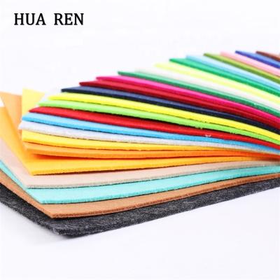 China Recycled PET / 100% Polyester Mothproof Material Needle Punched Non Woven Nonwoven Soft Color Felt 2mm Fabric Rolls With High Quality for sale