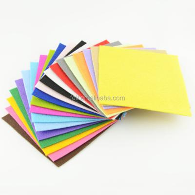 China 4 x 4 inch 1mm Thick Viable Assorted Color Felt Fabric Sheets Quilt Sewing DIY Craft for sale