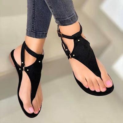 China 2022 Trend New Fashion Summer Ankle Strap Ladies Shoes Peep Toe Flip Flops Retro Faux Suede Women's Flat Sandals for sale